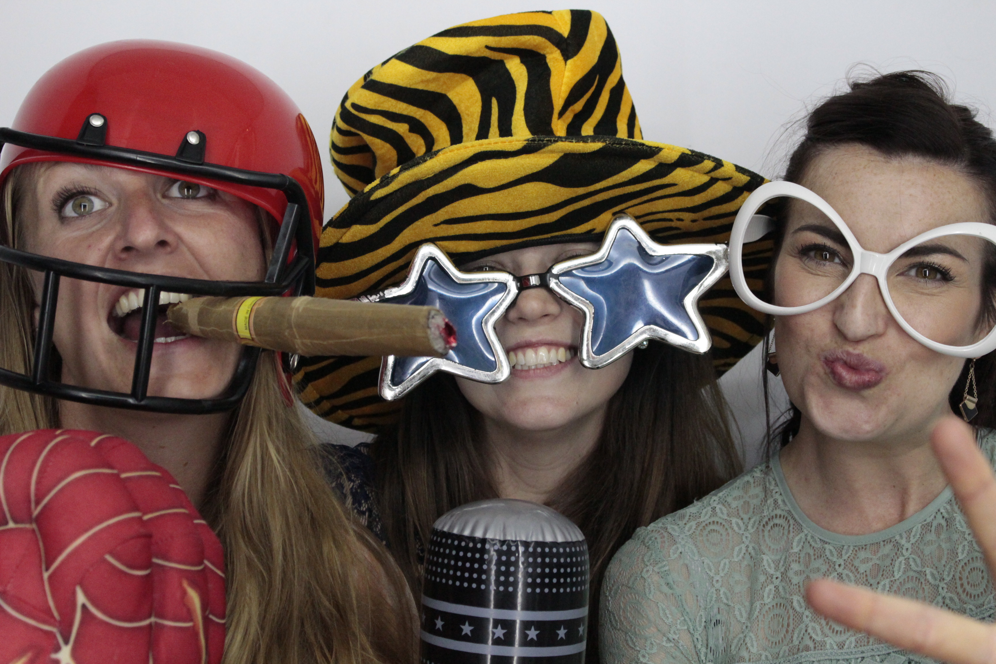 Jon and Sarah’s Wedding | View more photos from the event at gallery.myphotoboothexperience.co.uk/u/MyPhotoBoothExperienceLtd/Jon-and-Sarah’s-Wedding